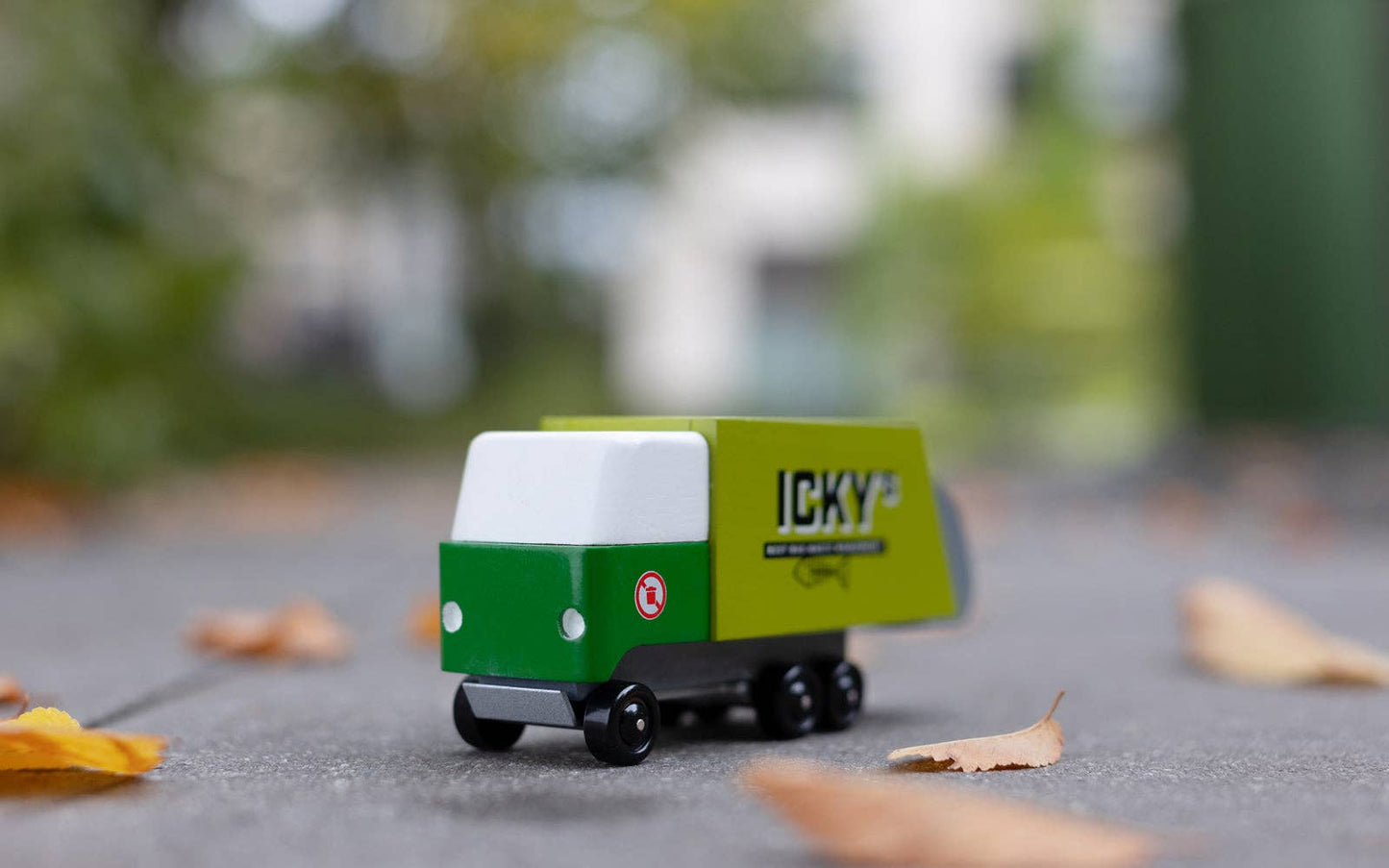 CandyLab Icky's Garbage Truck (Wooden Diecast Toy)