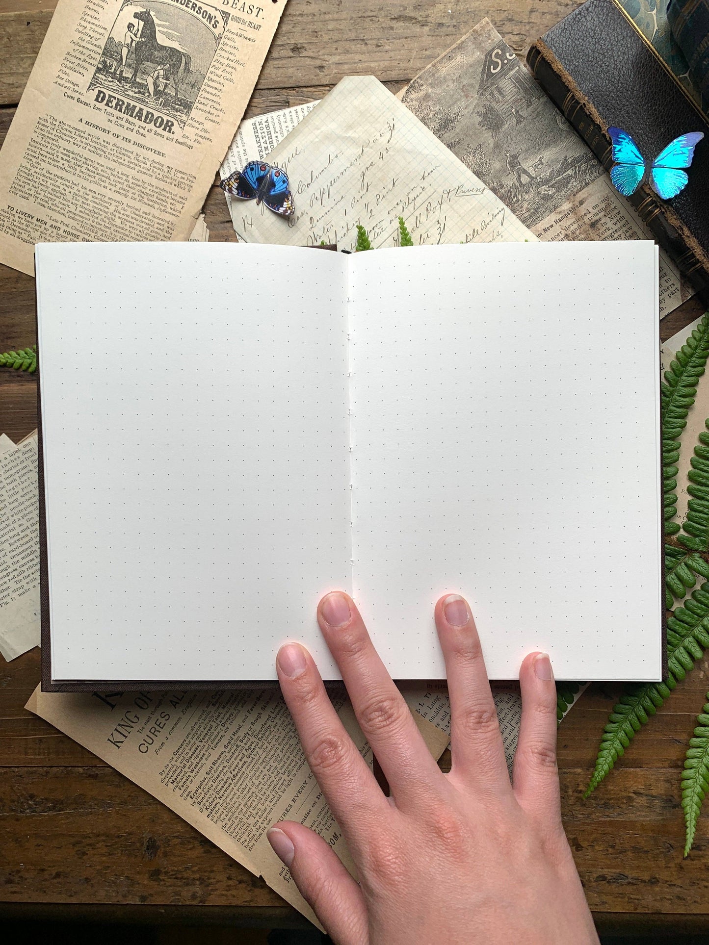 Hardcover Notebook; The Wanderer (Gold, B6 Vegan Dot Grid Notebook, 100gsm Ivory Paper)