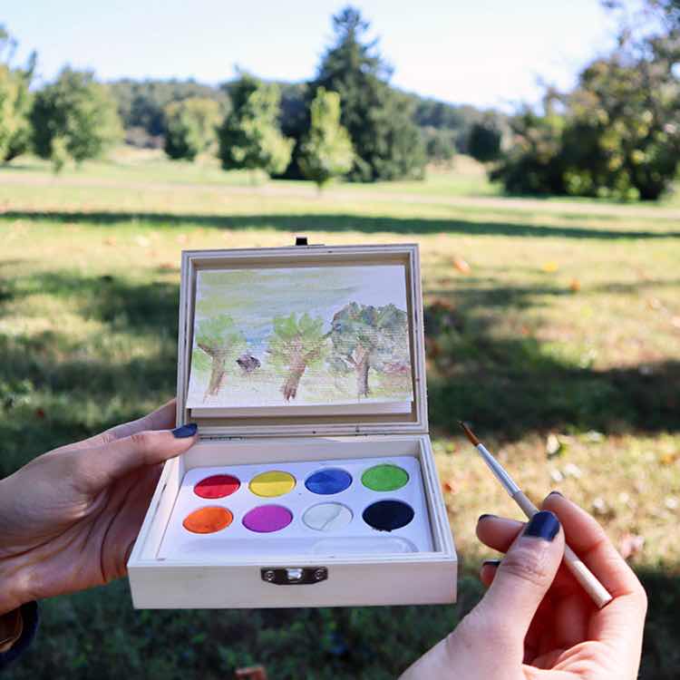 Huckleberry Landscape Paint Kit (Wooden, On-The-Go Mini Watercolor Paint Set)