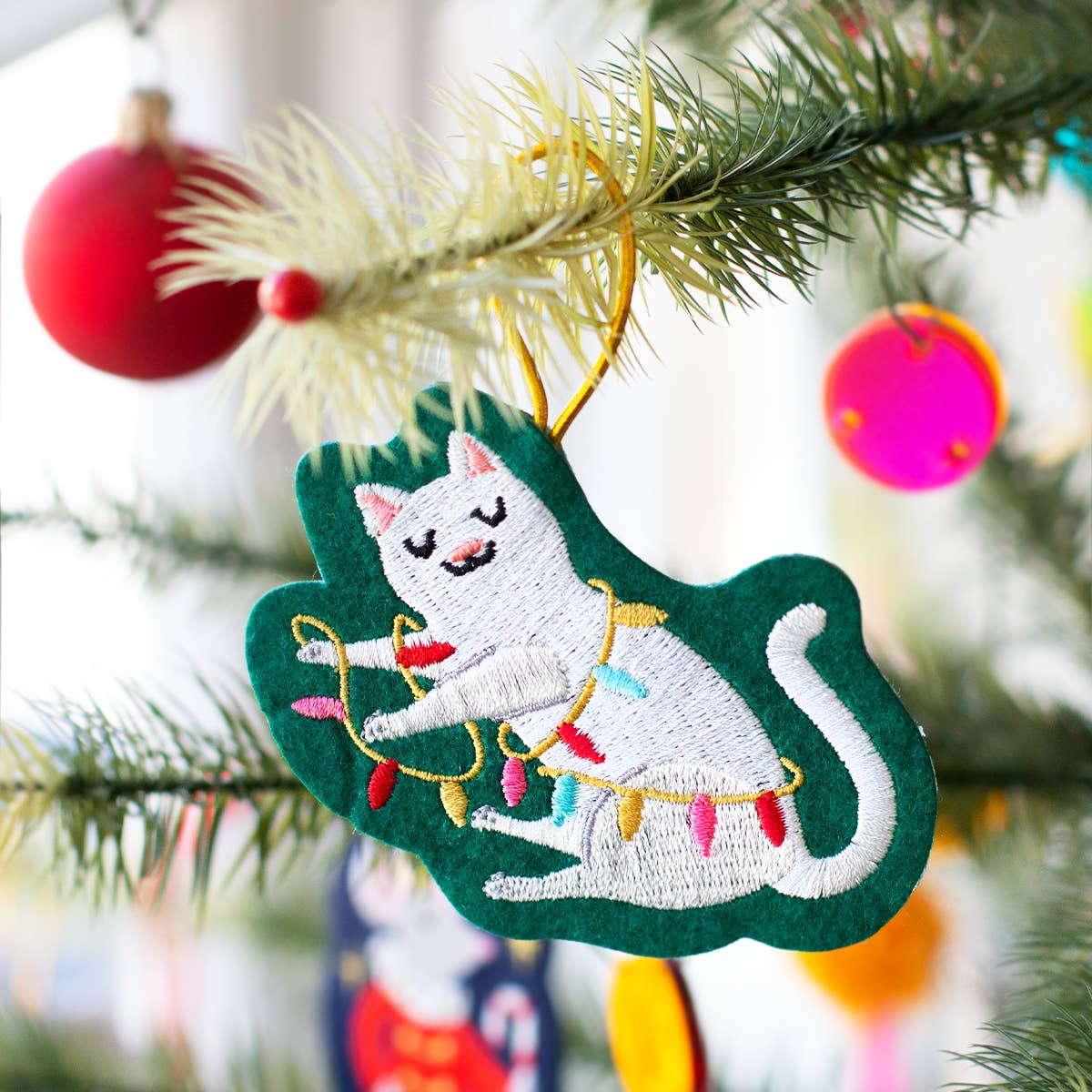 Embroidered Ornament; Tangled Cat