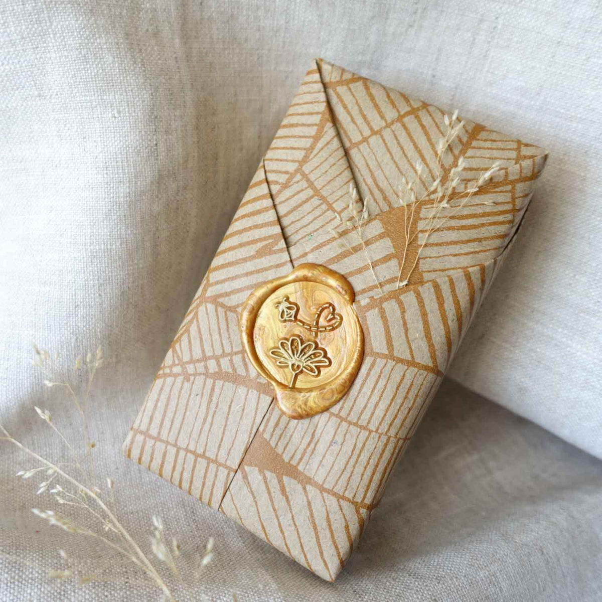 Wax Seal Stamp; Bee Flower | Fiona Ariva