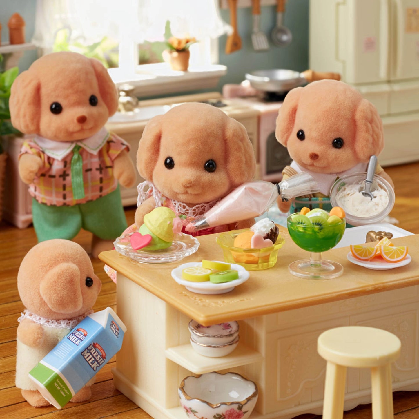 Calico Critters; Toy Poodle Family