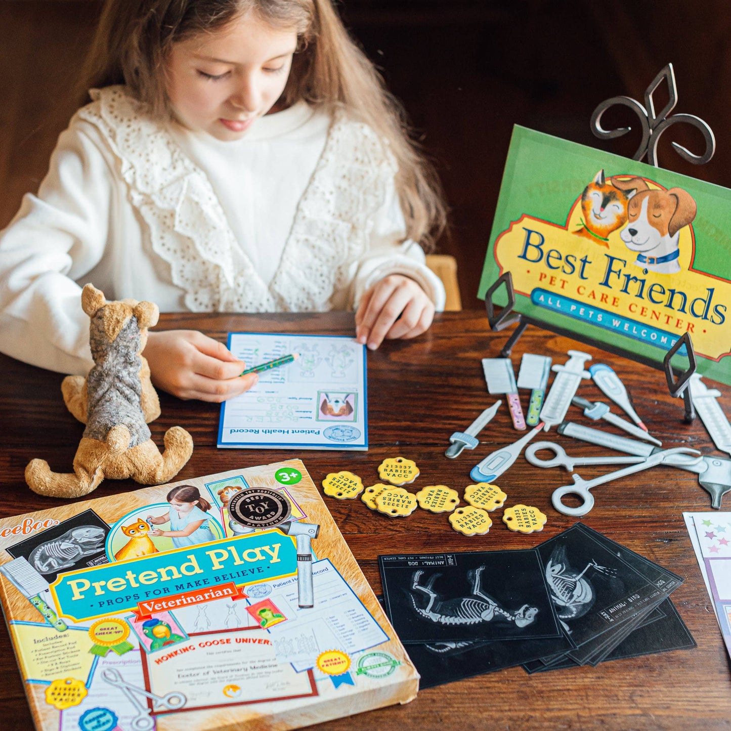 Eeboo Pretend Play Set; Veterinarian