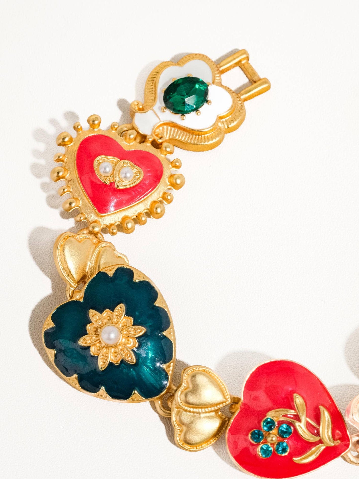 Bracelet; Elysian 18K Gold Boho Baroque Heart