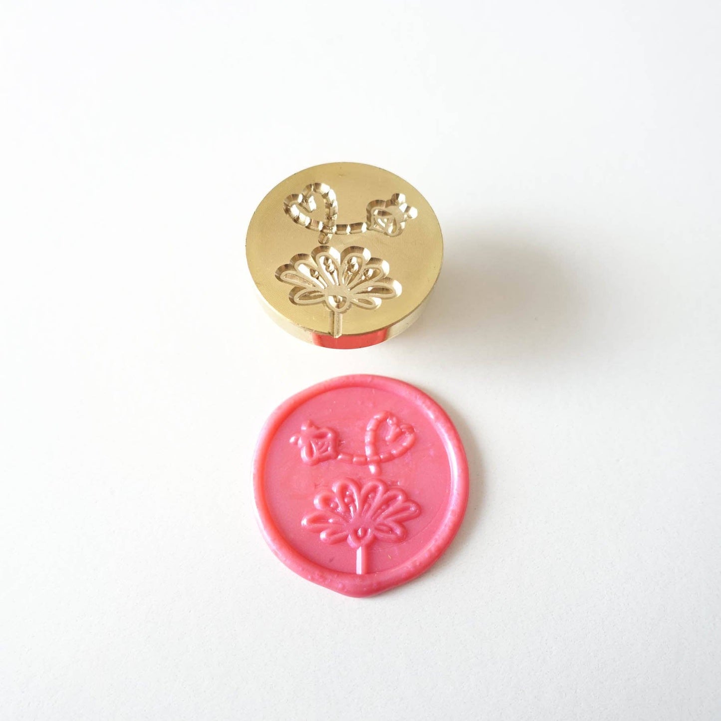 Wax Seal Stamp; Bee Flower (With Handle, Gift Box, & Storage Bag)