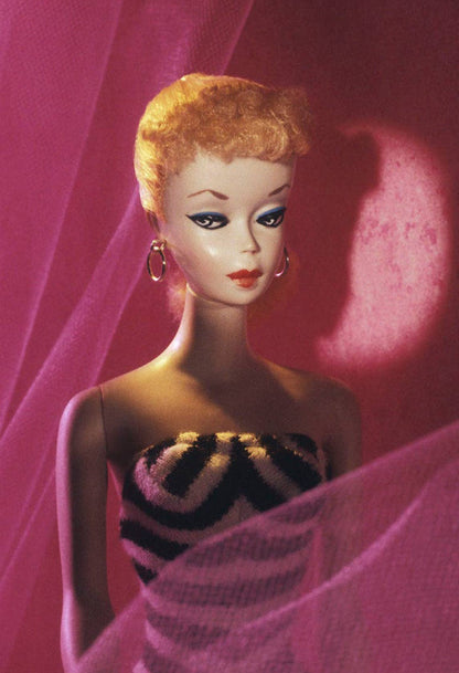 Postcard Set; Barbie | Chronicle Books