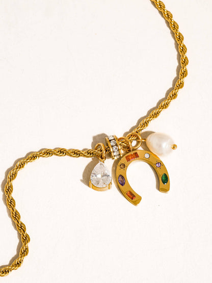 Necklace; Western Horseshoe Charm (18K Gold Non-Tarnish)