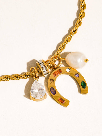 Necklace; Western Horseshoe Charm (18K Gold Non-Tarnish)