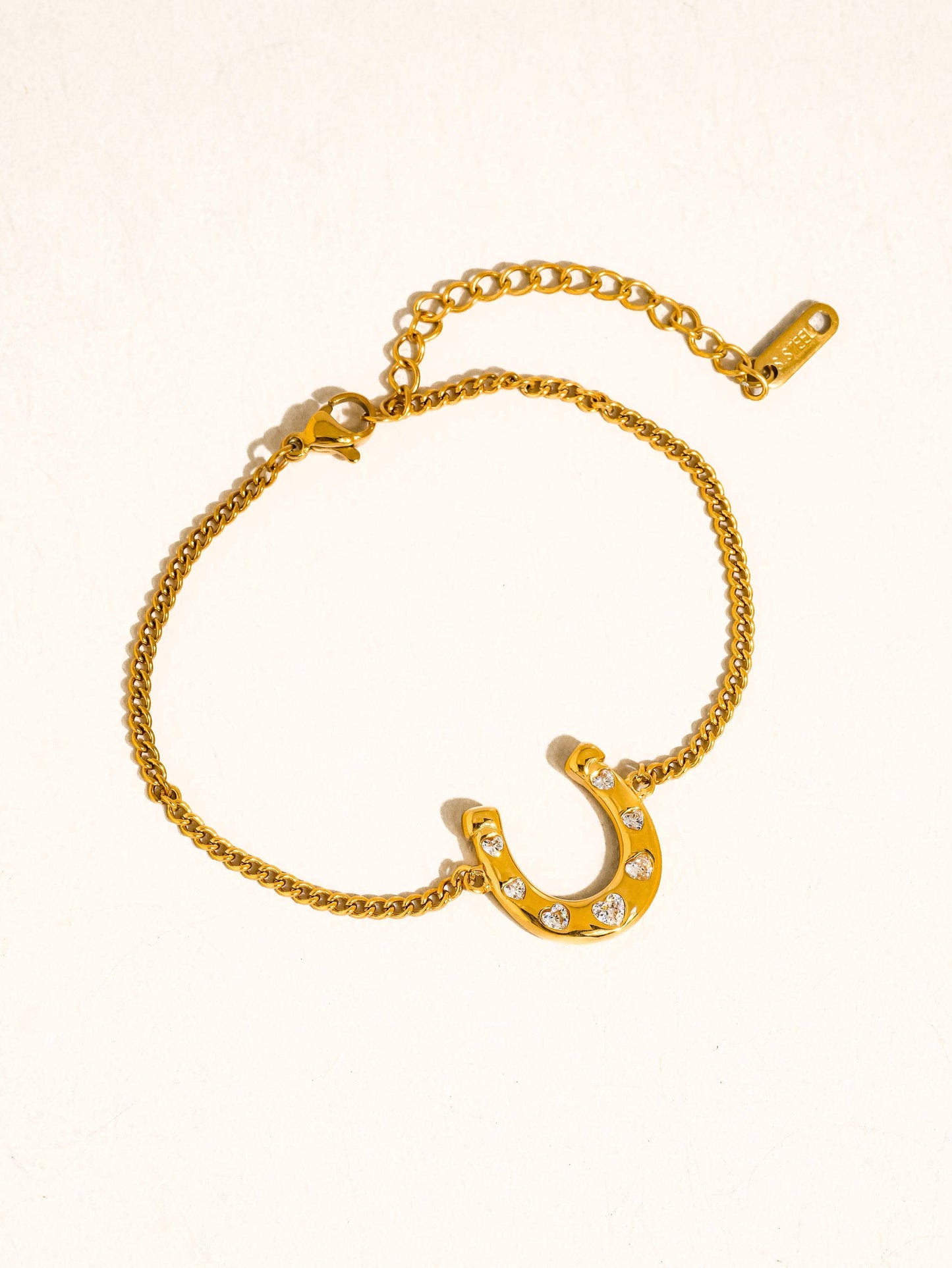 Horseshoe Chain Bracelet; Tundra 18K Gold Non-Tarnish CZ