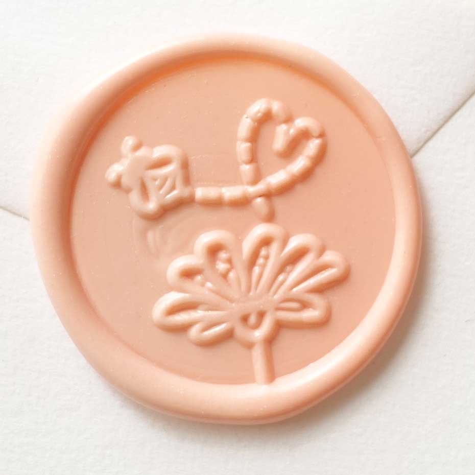 Wax Seal Stamp; Bee Flower (With Handle, Gift Box, & Storage Bag)