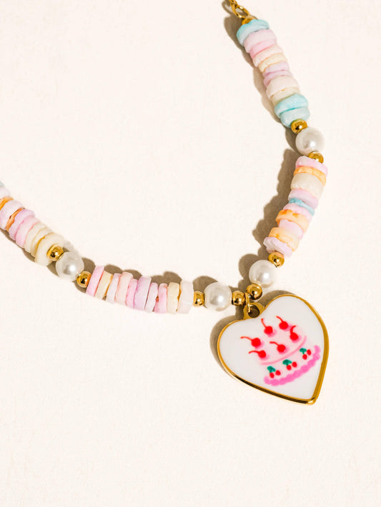 Heart Shell Necklace; (Mindy, 18K Gold Non-Tarnish)