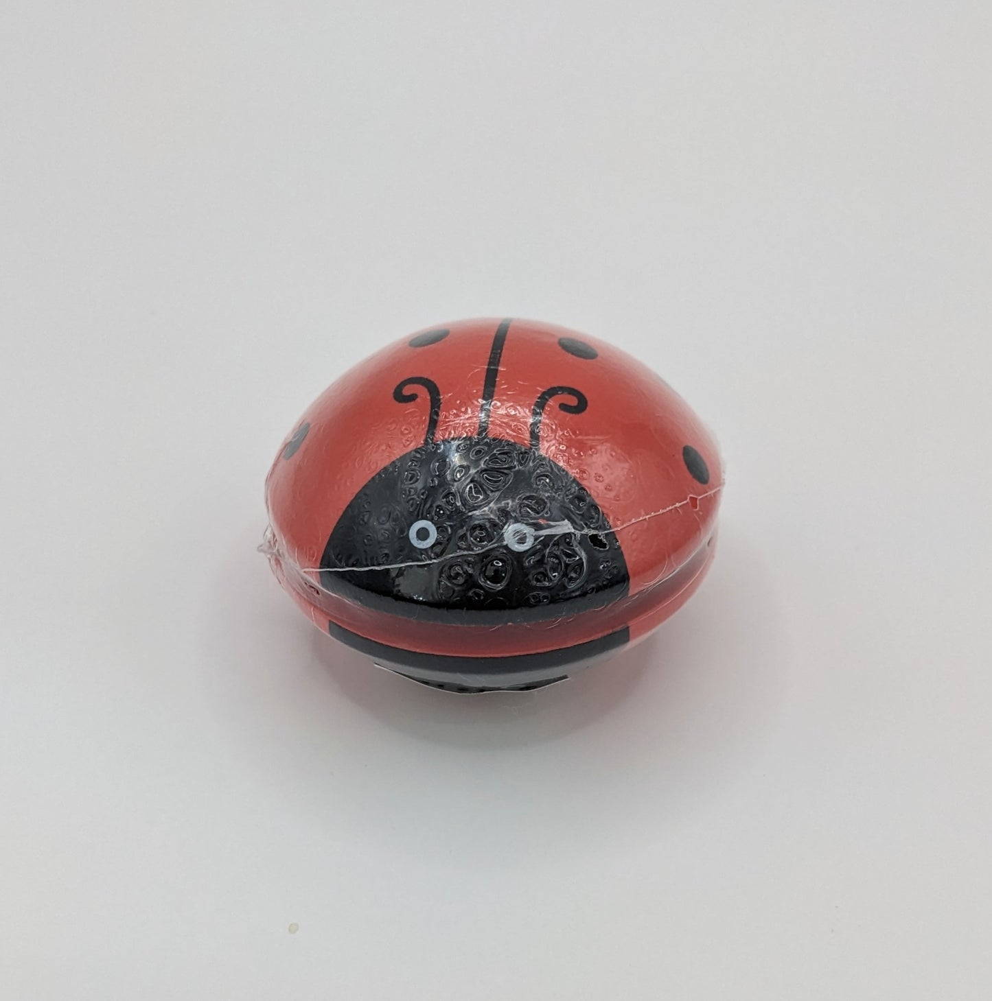 Busy Bugs Yo-Yo (Ladybug, Bumblebee, & Beetle)