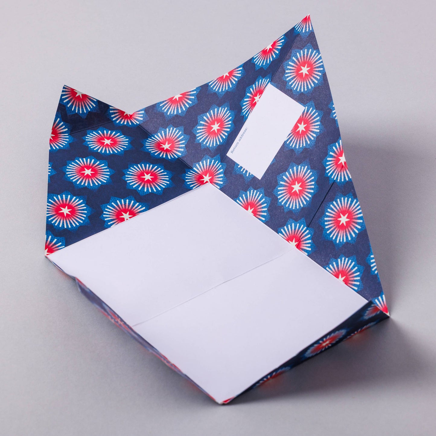 Folding Stationery Letter Set; Starburst Pigeon