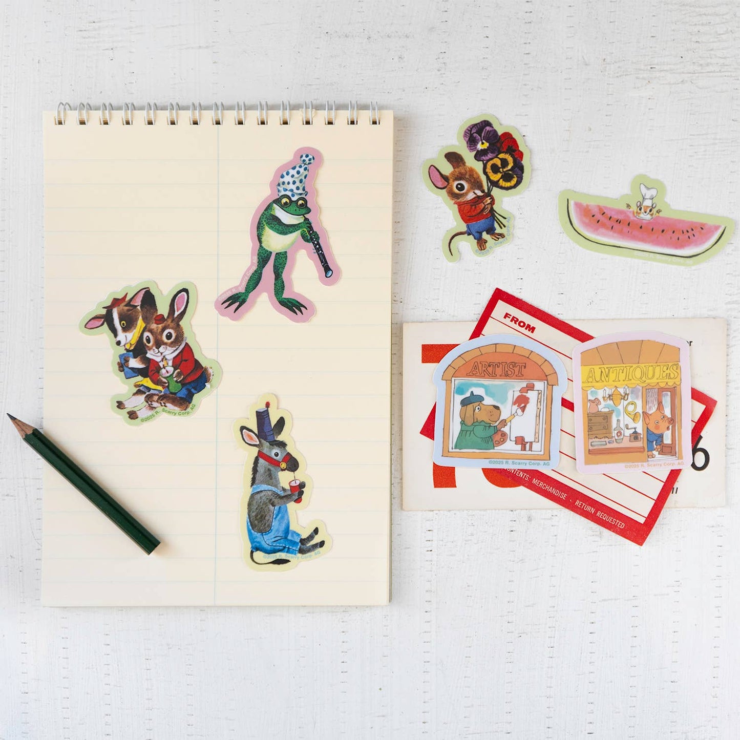 Vinyl Sticker Richard Scarry® - Mouse Bouquet Sticker