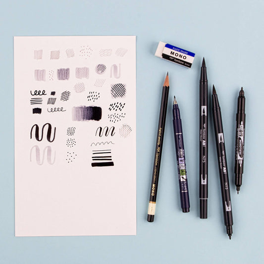 Tombow Drawing Set (Black and Grey)