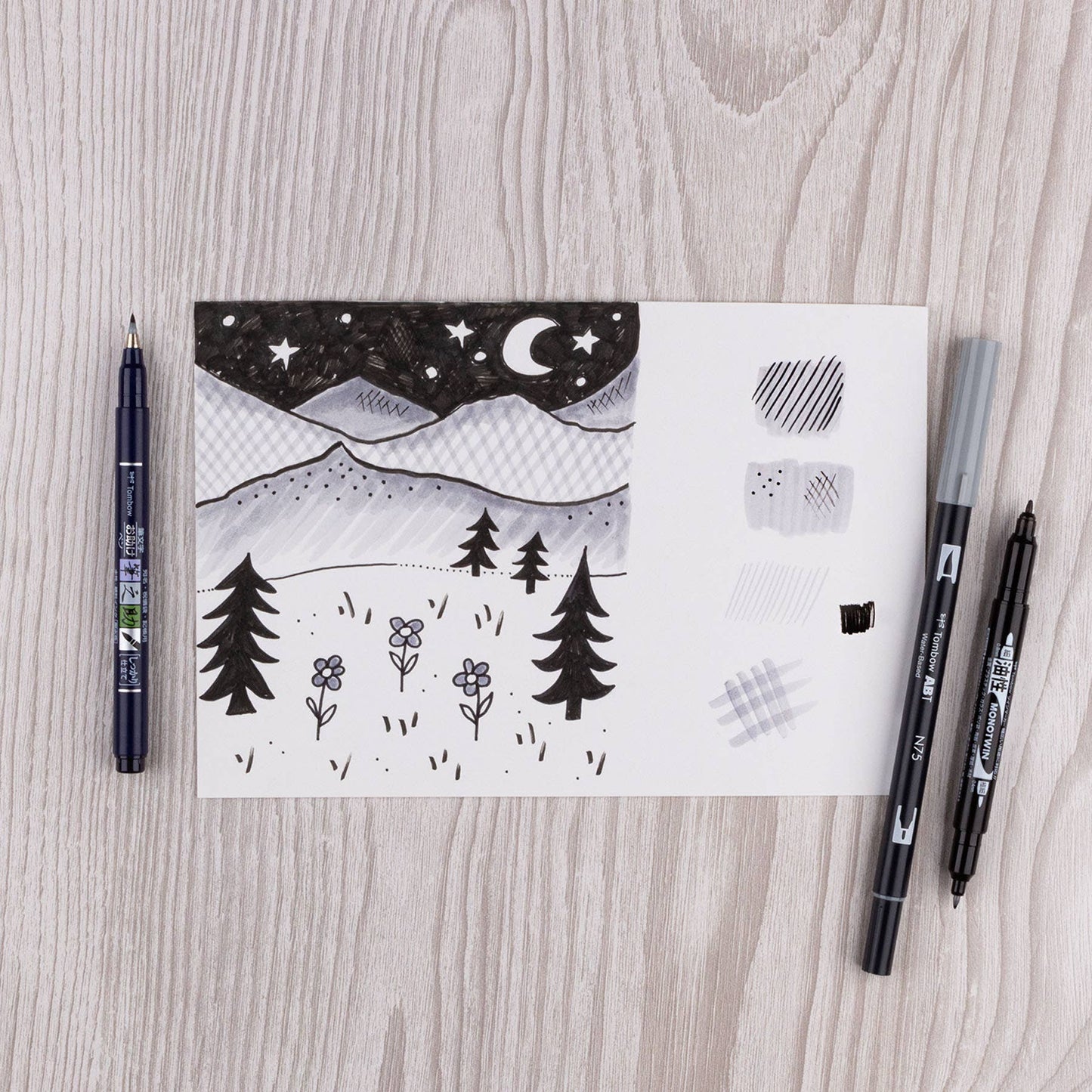 Tombow Drawing Set (Black and Grey)